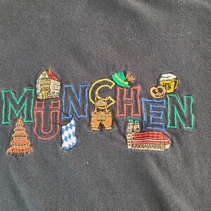 Tago embroidered München black tee shirt short sleeves Large Y2K